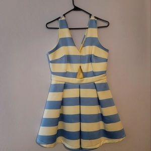 Gianni Bini striped dress spring fall dress.zipper back. Some coffee spots